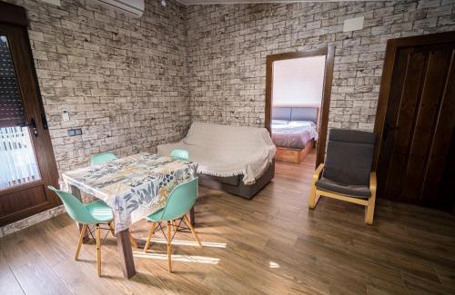Abadia Apartment | Enjoy Private Jacuzzi and Garden at Apartamento Buenavista