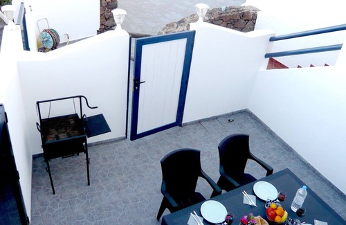 Tias Apartment | Serene Apartment in Rural Lanzarote with Ocean Views