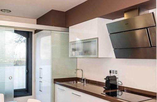 La Coruna Apartment | Central Apartment Near La Playa in A Coruña - Rated 9/10