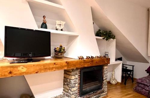 Rialp Apartment | Central Apartment with Parking - Family Friendly Stay