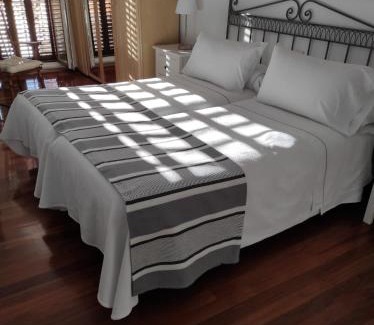 Ezcaray Apartment | Central Apartment in Ezcaray - Family-Friendly Retreat