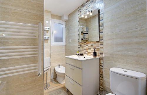 Camino de Ronda Apartment | Central Granada Apartment with Free WiFi for Families