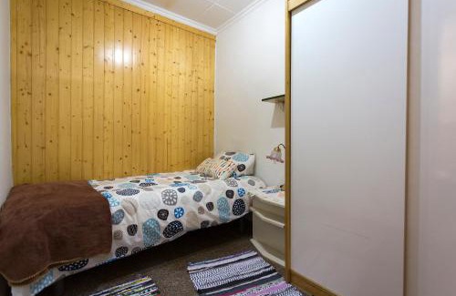 Ripoll Apartment | Conveniently Located Apartamento Céntrico III for Families
