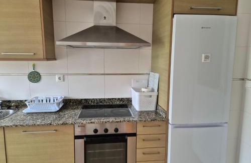 Figueras (Castropol) Apartment | Apartamento céntrico, tranquilo, buenas vistas