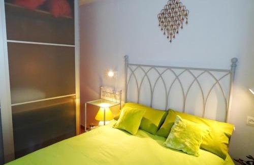 San Francisco-Ribera Apartment | Charming Córdoba Apartment LUBI II - Rated 9.1/10 & Family-Friendly