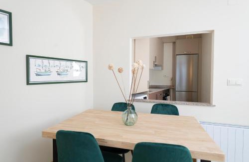 Fisterra Apartment | Ocean-view Apartment Centola Playa de Langosteira, 4-Star