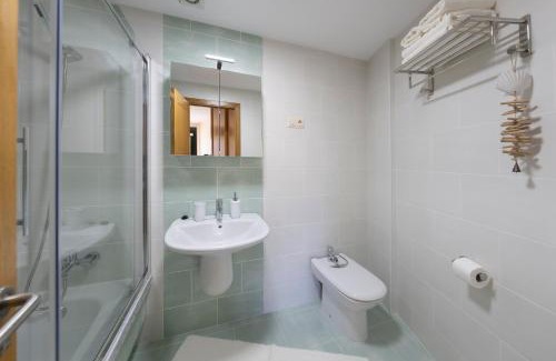 Fisterra Apartment | Ocean-view Apartment Centola Playa de Langosteira, 4-Star