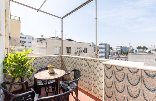 Catete Apartment | Convenient Apartment with WiFi, 900m from Praia do Flamengo
