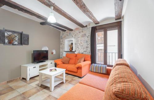 Alcala de la Selva Apartment | Cozy Apartment Casa El Cojo 1a - Family-Friendly Retreat
