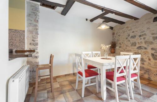 Alcala de la Selva Apartment | Family-Friendly Apartment Casa El Cojo 2a for Memorable Stays