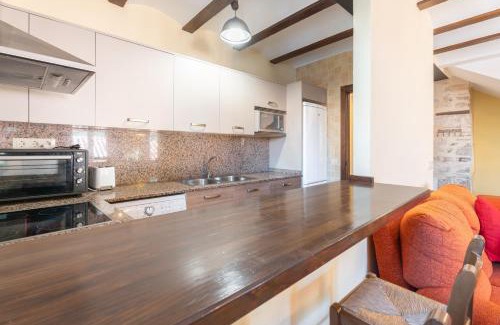 Alcala de la Selva Apartment | Family-Friendly Stay at Apartamento Casa el Cojo 2c