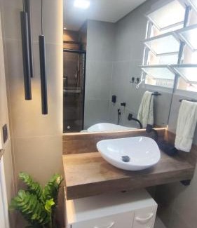 Capoeiras Apartment | Peaceful and Cozy Apartment for Families, Rated 9.6/10