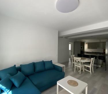 Carihuela Apartment | Guest Rated: Apartamento Carihuela with Family & Pet Amenities
