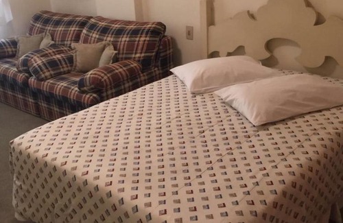 Aguas de Lindoia Apartment | Discover Apartamento Cavalinho Branco 501 with Pool & Hot Tub