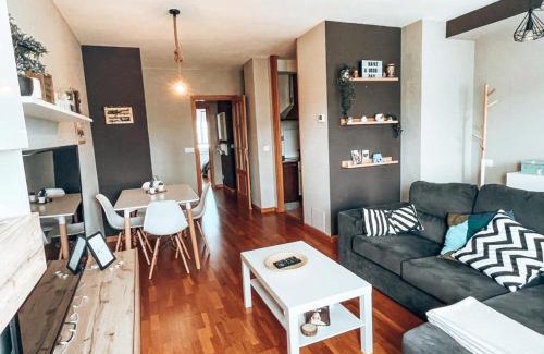 Ponferrada Apartment | Top-Rated Apartamento Cemba in Ponferrada Awaits You