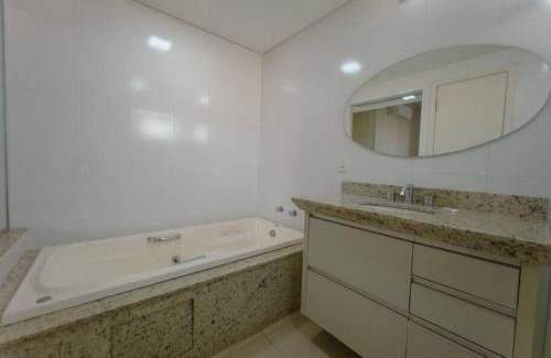 Zona 01 Apartment | Modern Centro Apartment with Child-Friendly Amenities