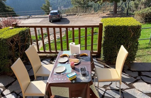 La Molina Apartment | Family-Friendly Apartment Near La Molina Ski Resort with Pool