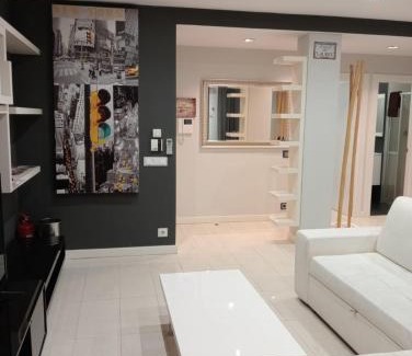 Logrono City Centre Apartment | Pet-Friendly Apartment COLON with Free Private Parking