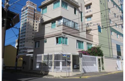 Castelo Branco Apartment | Family-Friendly Studio with Kitchen at Itapema Beach