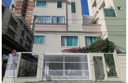 Castelo Branco Apartment | Family-Friendly Studio with Kitchen at Itapema Beach