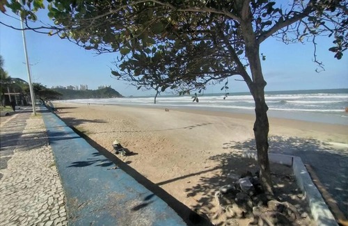 Tombo Apartment | Cozy Apartment with Grill, Steps from the Beach - 10/10 Rated