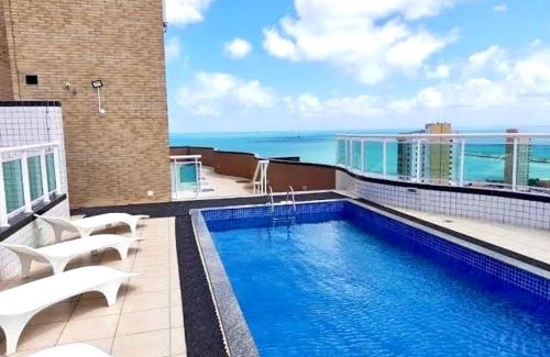 Praia de Iracema Apartment | Stylish Apartment with Rooftop Pool at Praia da Iracema