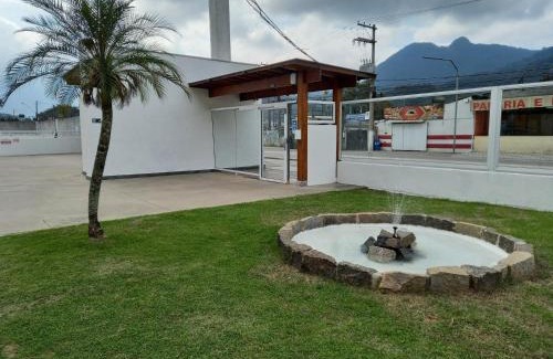 Ipiranguinha Apartment | Relaxing Apartment with Pool in Ubatuba - Rated 9.7/10