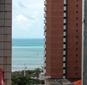 Meireles Apartment | Oceanfront Apartment with Balcony, Rated 9.5/10 by Guests