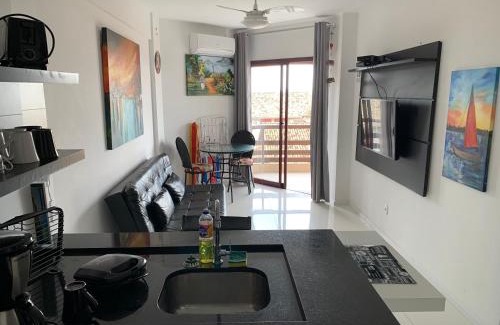 Ingleses Norte Apartment | Ocean View Apartment with Pool Access and Hot Tub