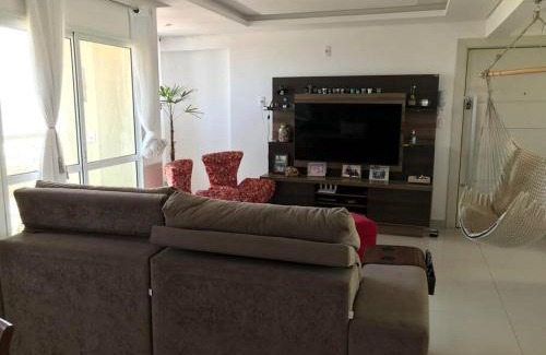 Barra Velha Apartment | Beachside Retreat: 150m to Shore with Pet-Friendly Perks