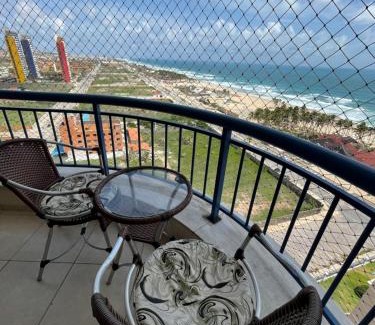 Praia do Futuro II Apartment | Last Floor Apartment with Sea View & Pool Access