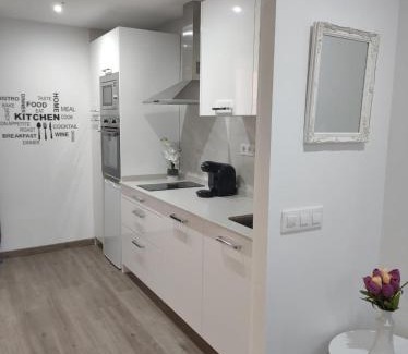 Haro Apartment | Family-Friendly Getaway at Apartamento Comarca de Haro