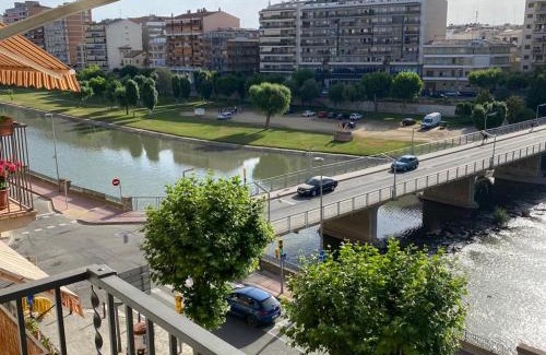 Balaguer Apartment | Renovated Apartment in Historic Center with River Views