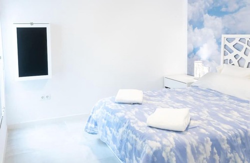 Distrito Noroeste Apartment | Convenient Apartment Just 5 Minutes from Train Station