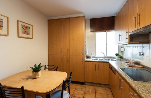 A Estrada Apartment | Cozy Apartment with Balcony in Central A Estrada