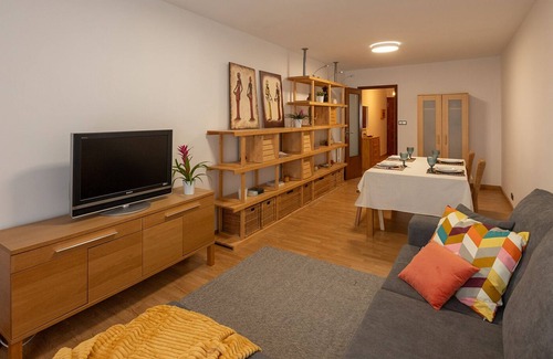 A Estrada Apartment | Cozy Apartment with Balcony in Central A Estrada