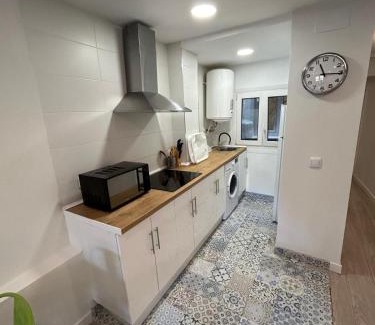 Burgos Apartment | Charming Apartment in Historic Burgos - Family & Pet Friendly