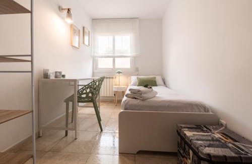Mataro Apartment | Spacious Apartment with Patio in Prime Oceanfront Location