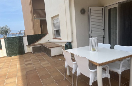 Begur Apartment | Oceanfront Apartment with Terrace, Rated 10/10 by Guests
