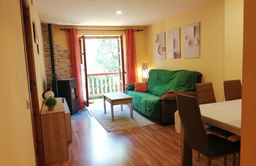 Taull Apartment | Family-Friendly Isard 1 Apartment with Garden Oasis