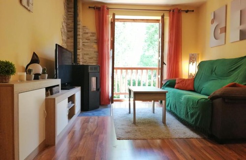 Taull Apartment | Family-Friendly Isard 1 Apartment with Garden Oasis