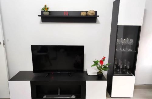 Calatayud Apartment | Relax at El Rincón de Ayud: Hot Tub Retreat Awaits