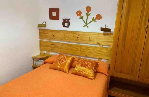 Santander Apartment | Garden Retreat: Guest Rated 10/10 & Child-Friendly Stay