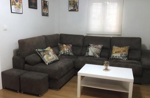 Almeria Centro Apartment | Prime 2-Bedroom Apartment in the City Center - Guest Rated 9.8