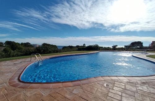 Calafat Apartment | Oceanfront Apartment with Solarium in Marina Sant Jordi