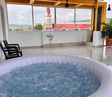 Tauramena Apartment | Apartamento con terraza privada y jacuzzi