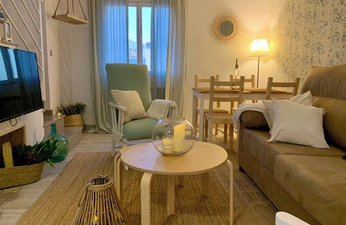Pozo Alcon Apartment | Mountain View Apartment with Jacuzzi & Spa Amenities