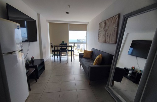 Playa Coronado Apartment | Seaside Getaway: Apartment with Ocean View in Playa Coronado