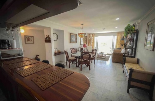 Punta Hansa Apartment | Oceanview Apartment in Sunrise: Pool, Spa & Breakfast