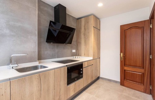 Basurtu Apartment | Family-Friendly Retreat: Ideal Vrbo Property for Your Stay